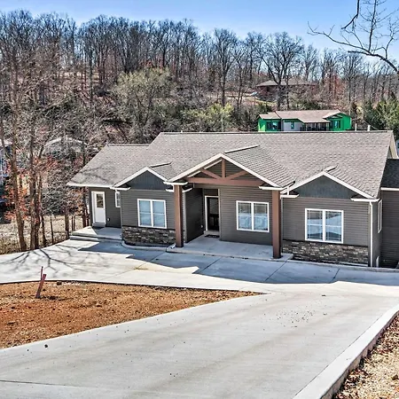 Lakefront Rocky Mount Home With Dock And Fire Pit
